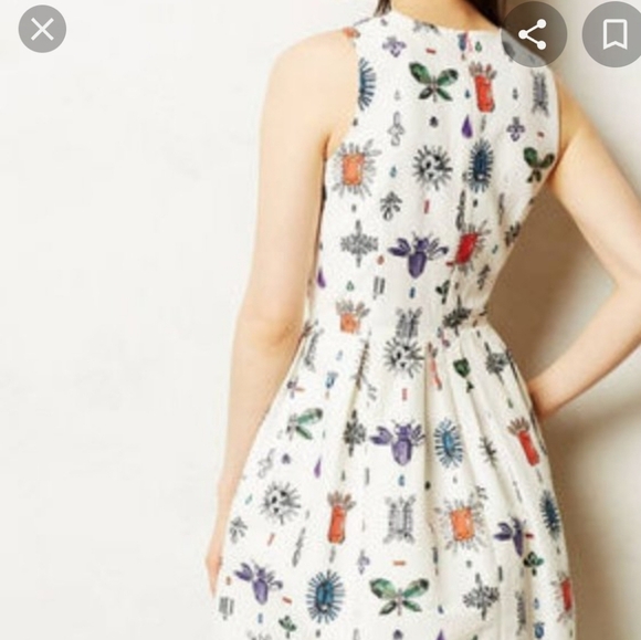 Essential Antwerp Dress - Picture 2 of 13